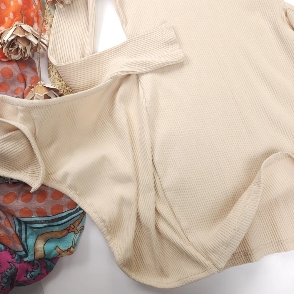 New Superdown Cream Partial Wrap Sweater Dress Size S - Picture 8 of 13